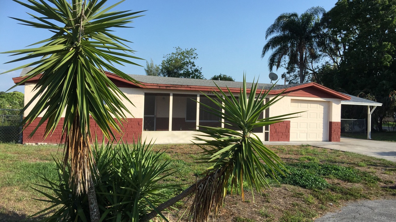 Photo of Outdoor in Lakewood Villas