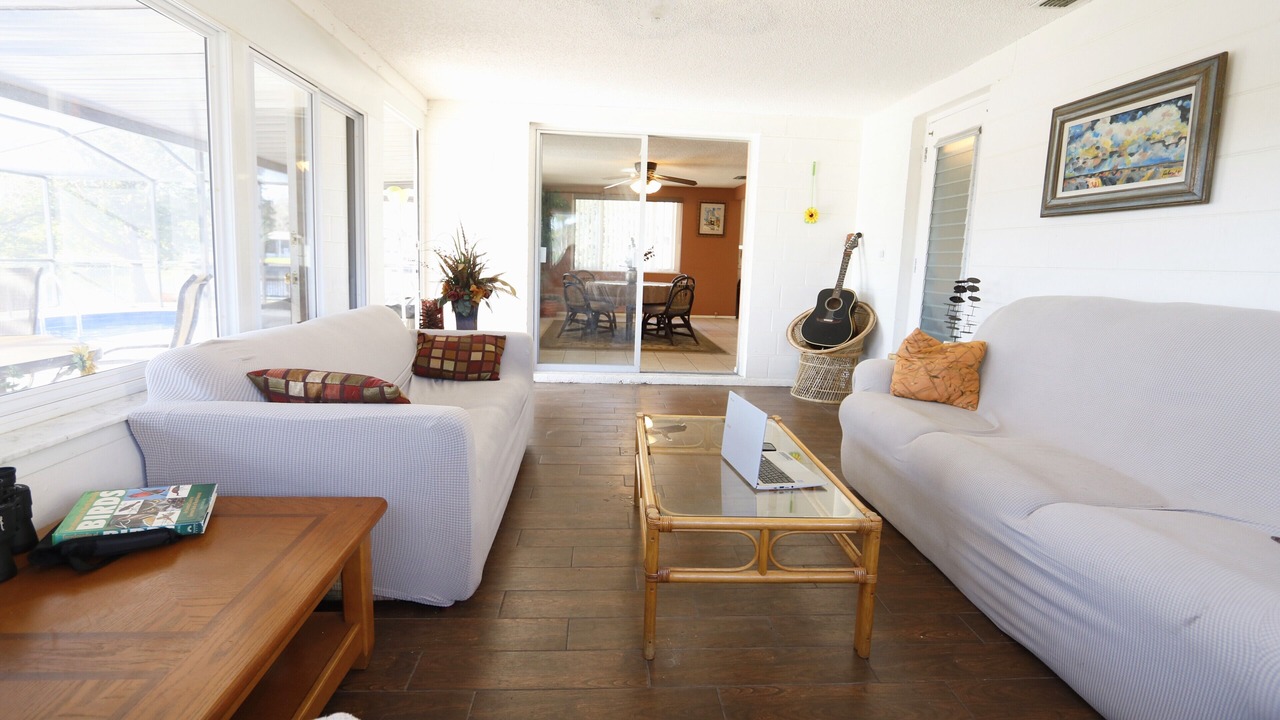 Photo of Livingroom in Lakewood Villas