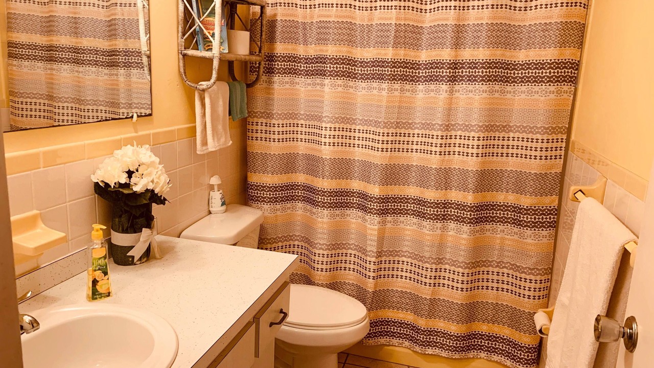 Photo of Bathroom in Lakewood Villas