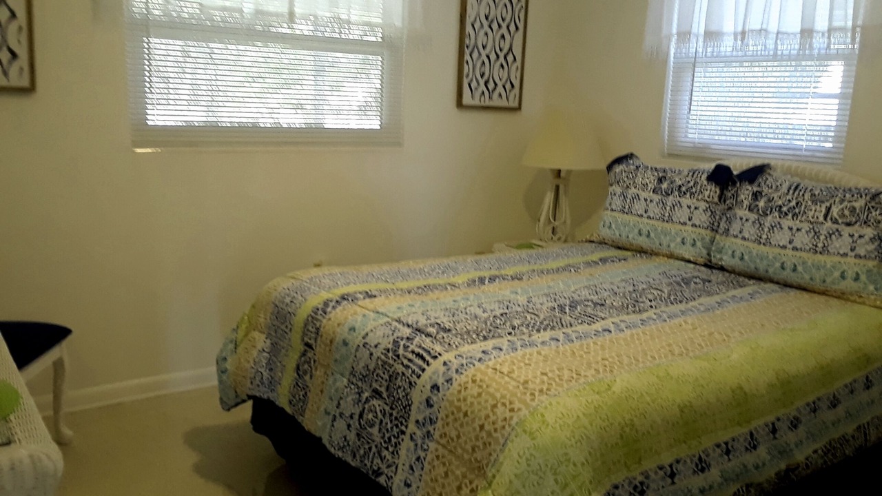Photo of Bedroom in Moon Lake Estates