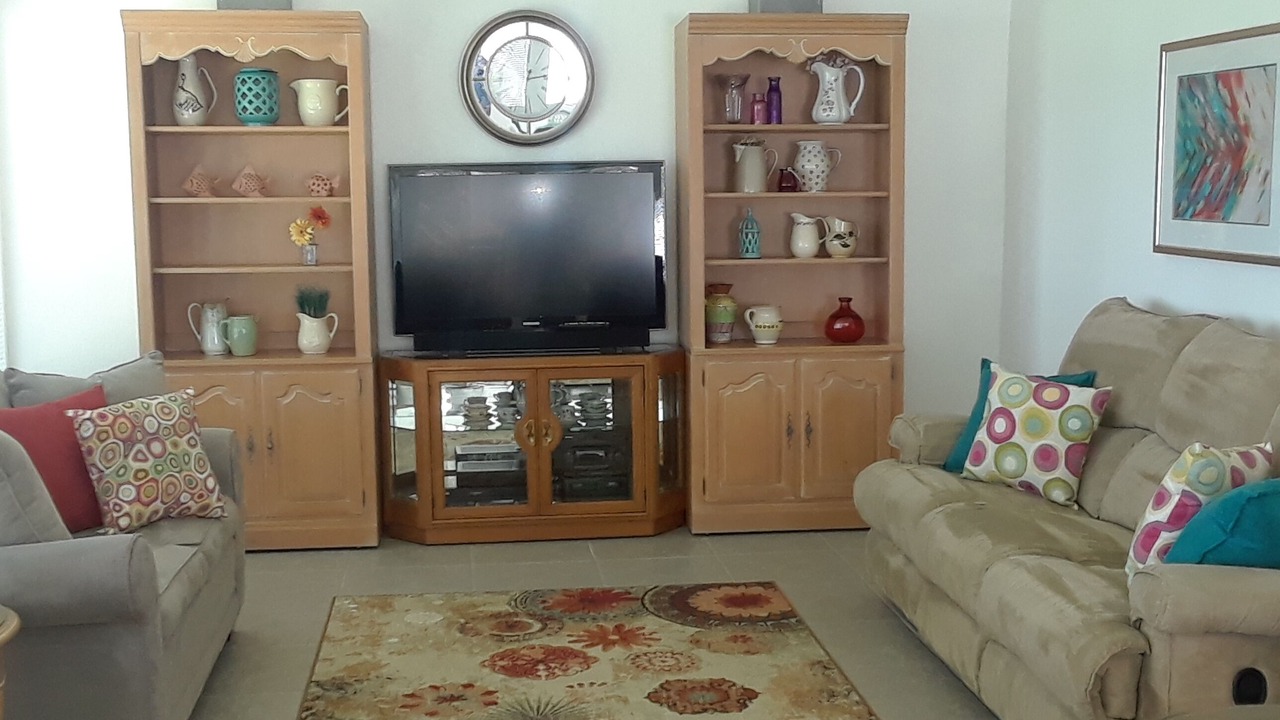Photo of Livingroom in Moon Lake Estates
