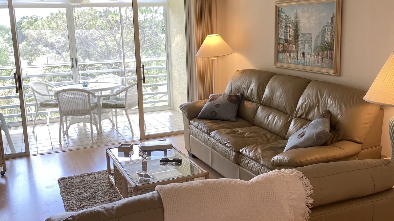 Photo of Livingroom in Plantation