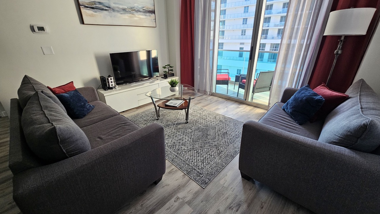 Photo of Livingroom in Hollywood South Central Beach