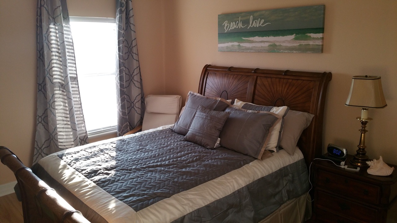 Photo of Bedroom in Madeira Beach