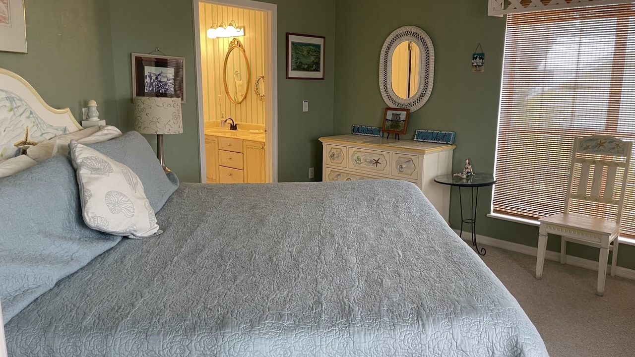 Photo of Bedroom in Cedar Key