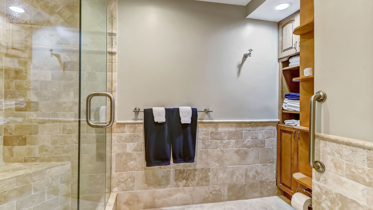 Photo of Bathroom in Fernandina Beach