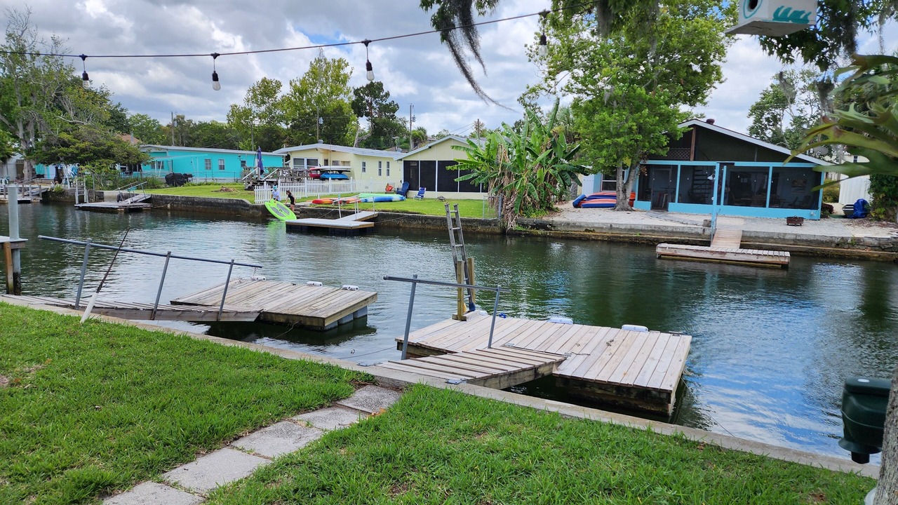 Photo of Others in Weeki Wachee Gardens