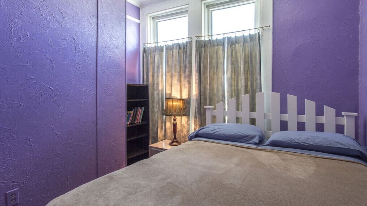 Photo of Bedroom in Pass-a-Grille Historic District