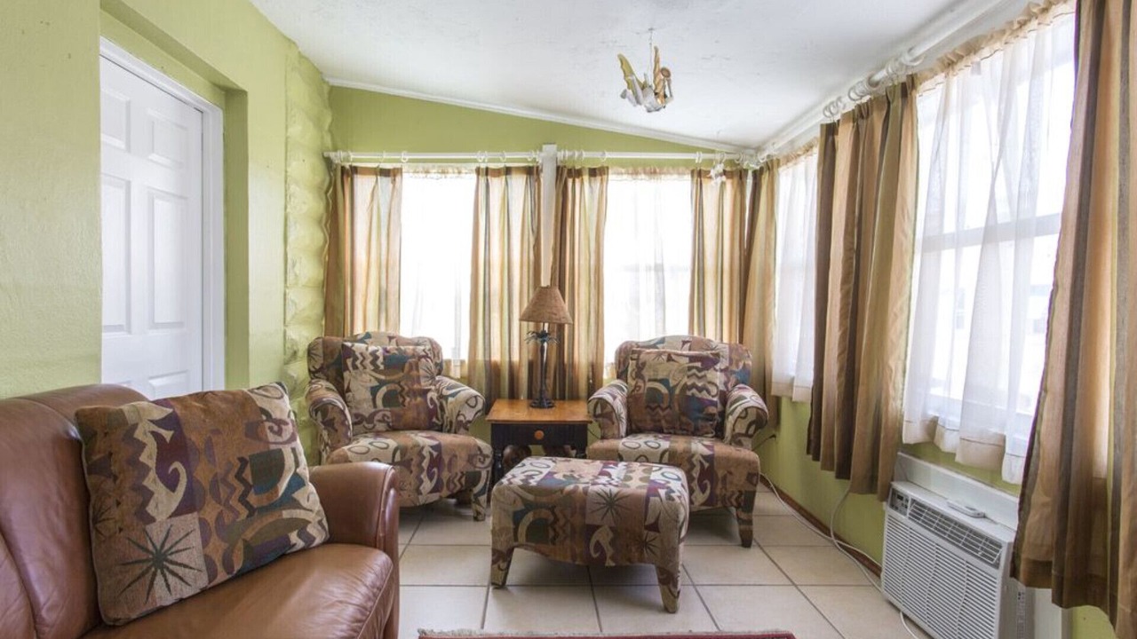 Photo of Livingroom in Pass-a-Grille Historic District