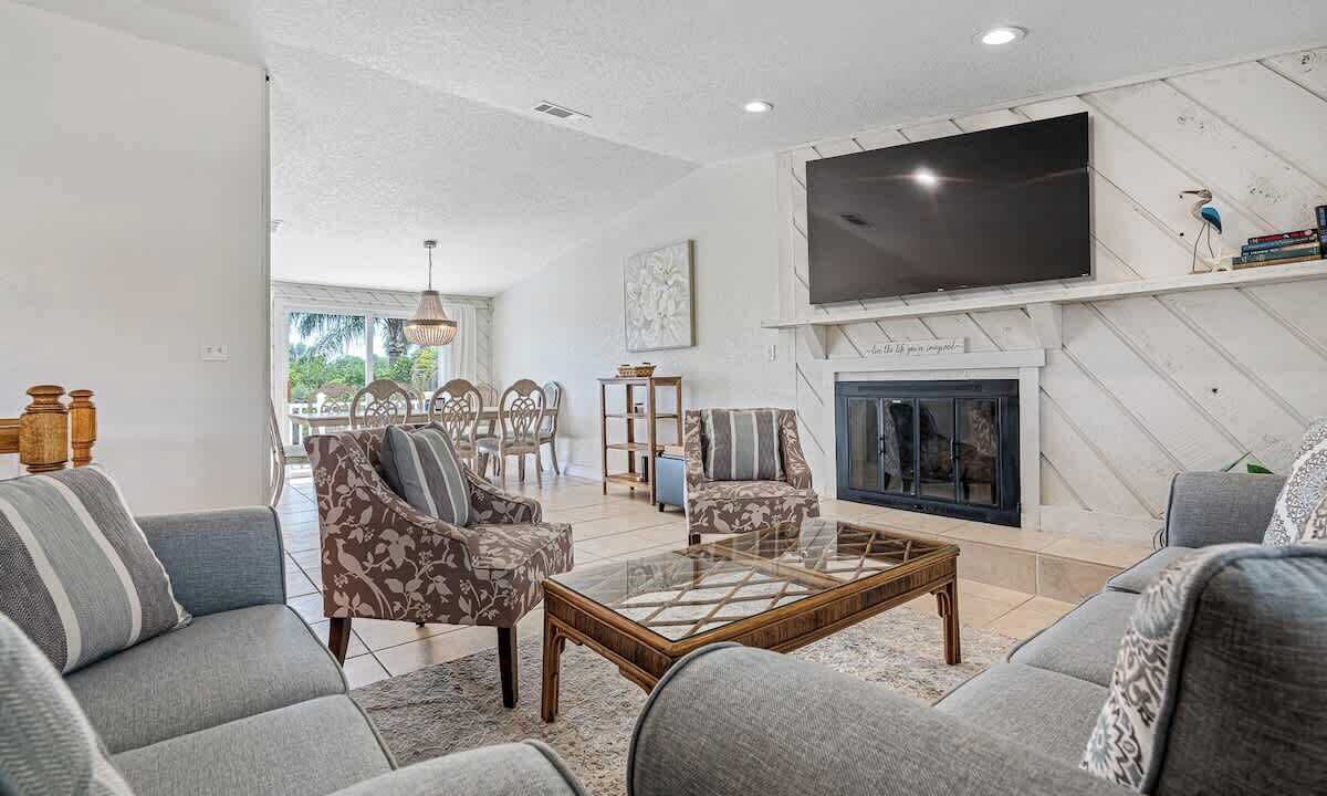 Photo of Bedroom in Indian Rocks Beach