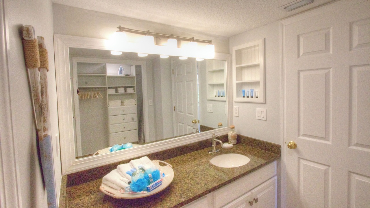Photo of Bathroom in Sawgrass