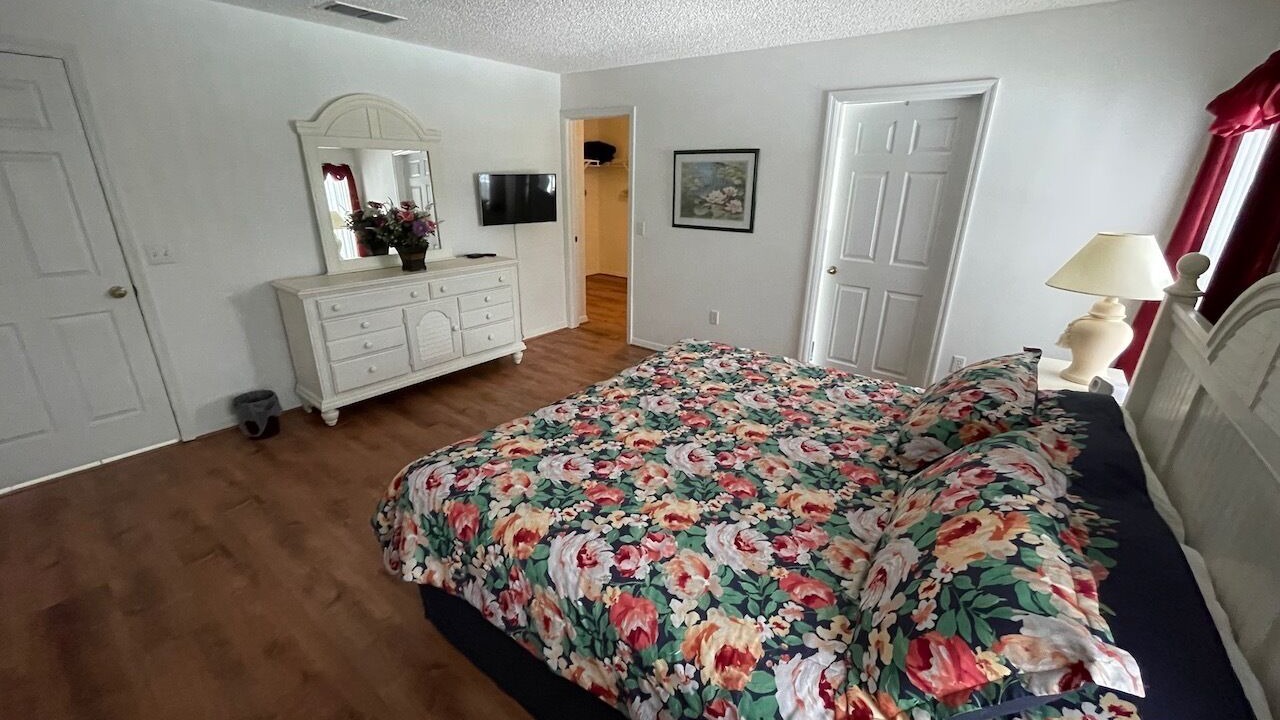 Photo of Bedroom in Clear Creek