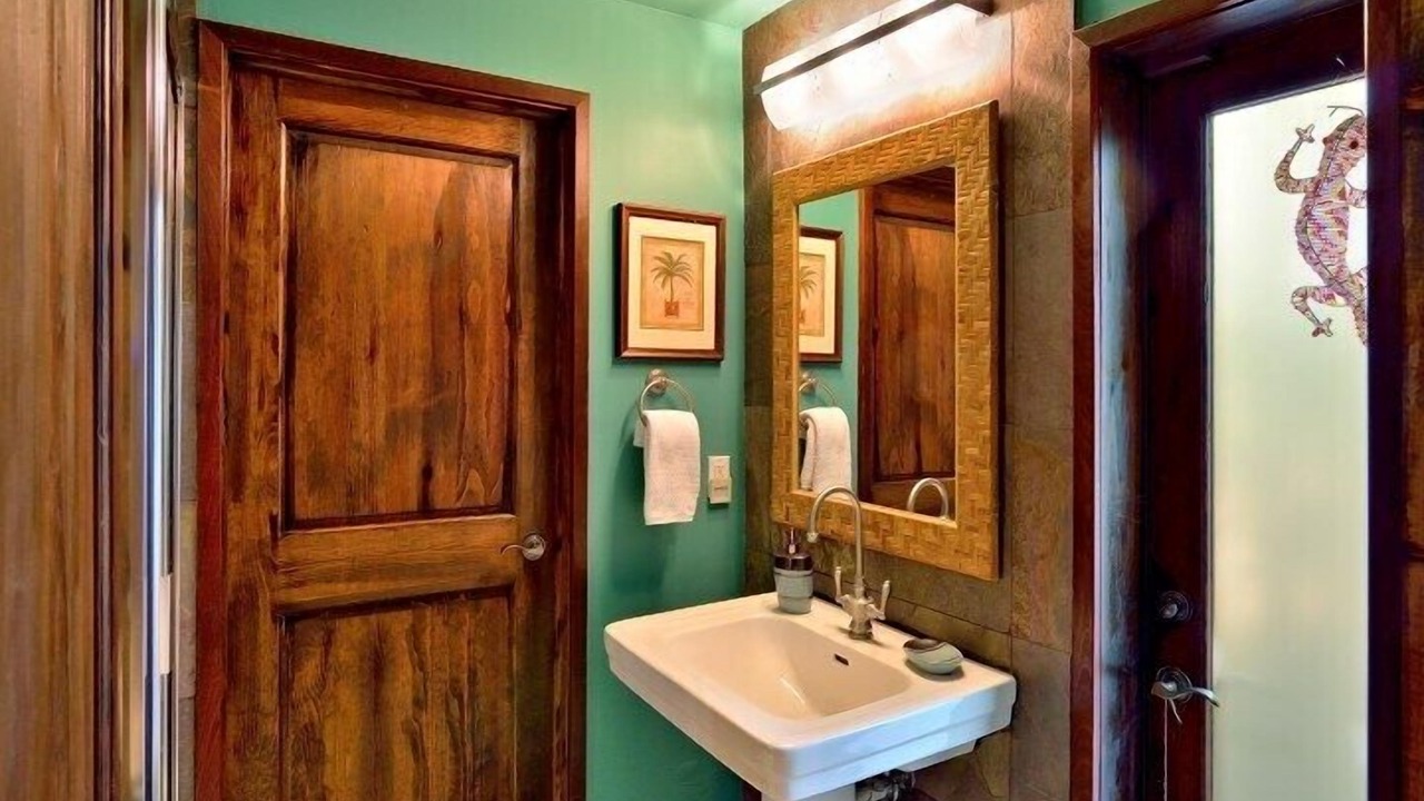 Photo of Bathroom in Historic Seaport