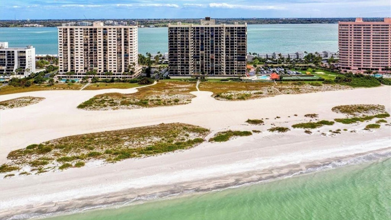 Photo of Others in Sand Key