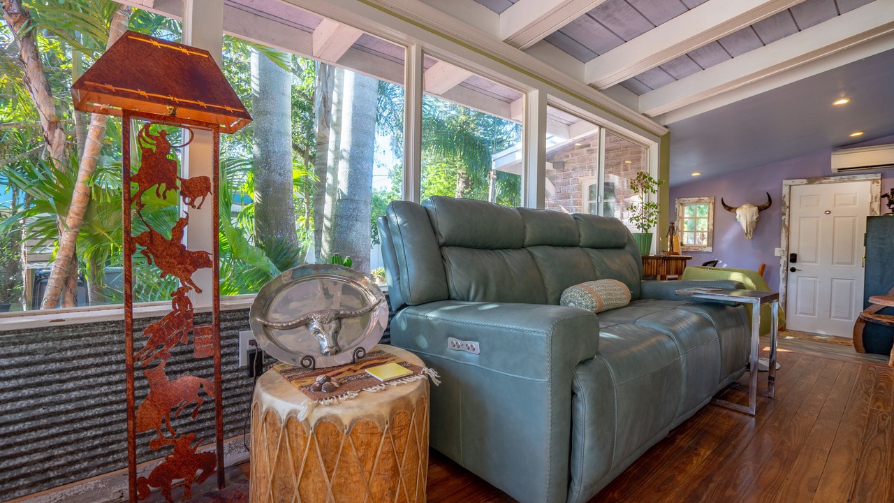 Photo of Livingroom in Fort Myers