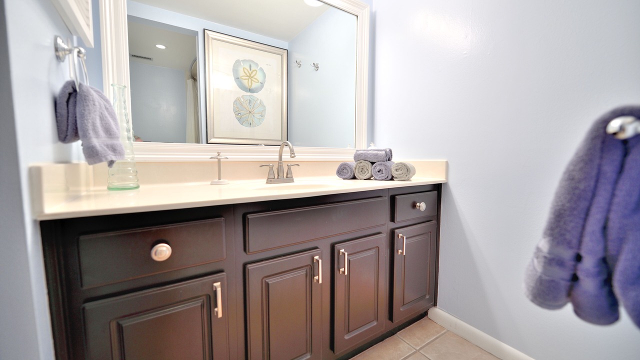 Photo of Bathroom in Holiday Isle