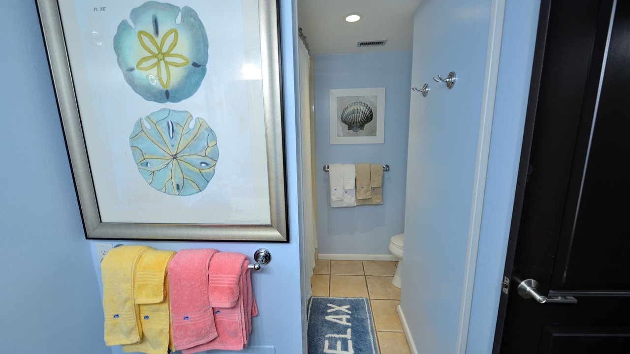 Photo of Bathroom in Holiday Isle