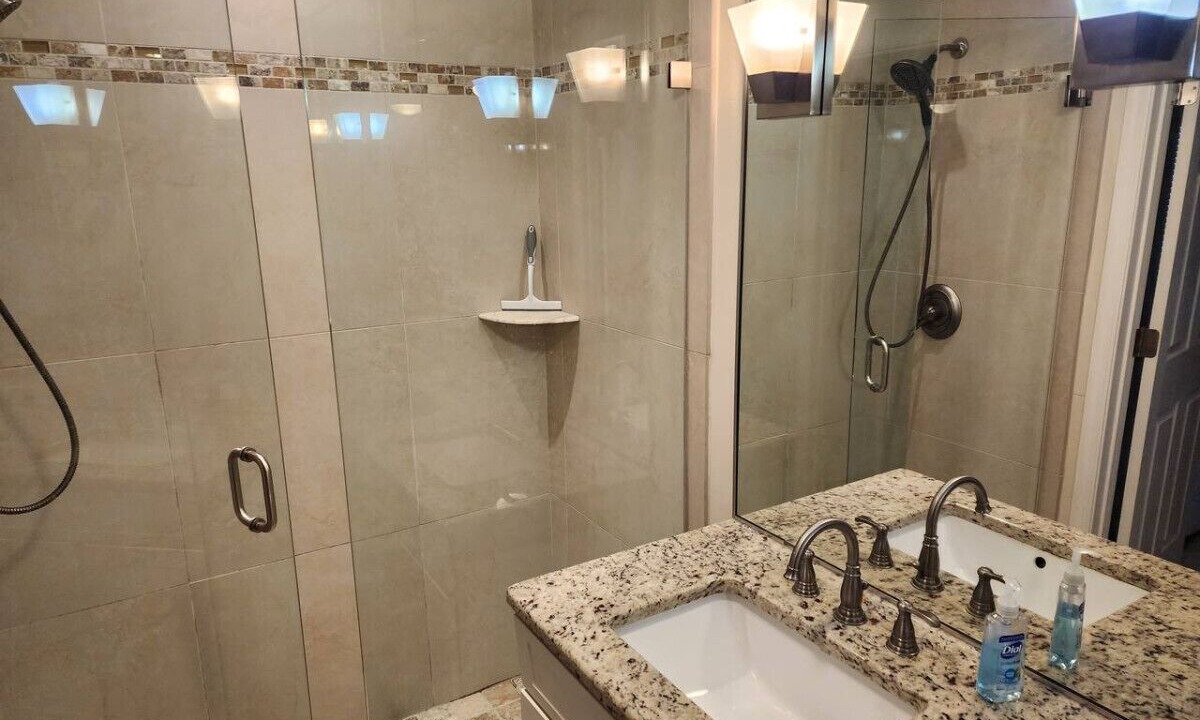 Photo of Bathroom in East Naples