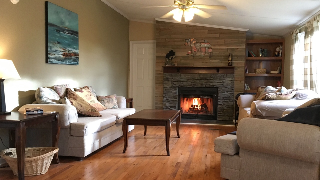 Photo of Livingroom in Lake Lure