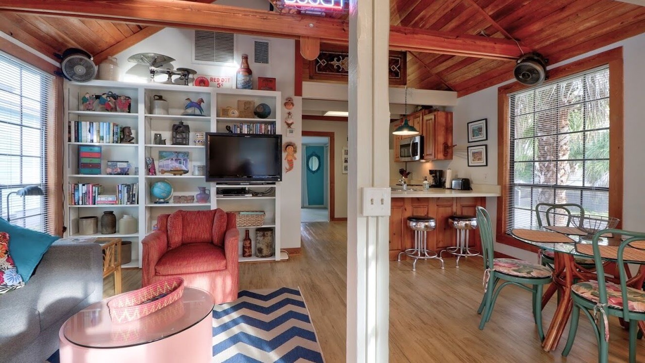 Photo of Livingroom in Cedar Key