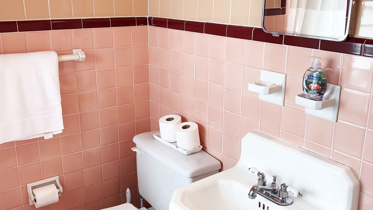 Photo of Bathroom in Historic Hyde Park North