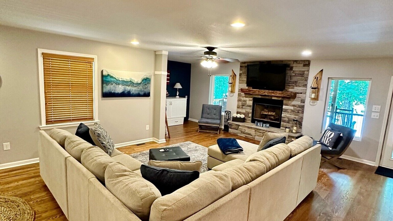 Photo of Livingroom in Gumlog