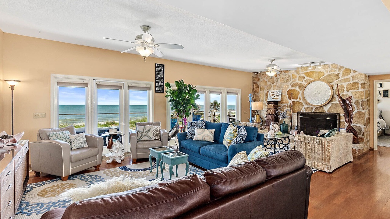 Photo of Livingroom in Palm Coast