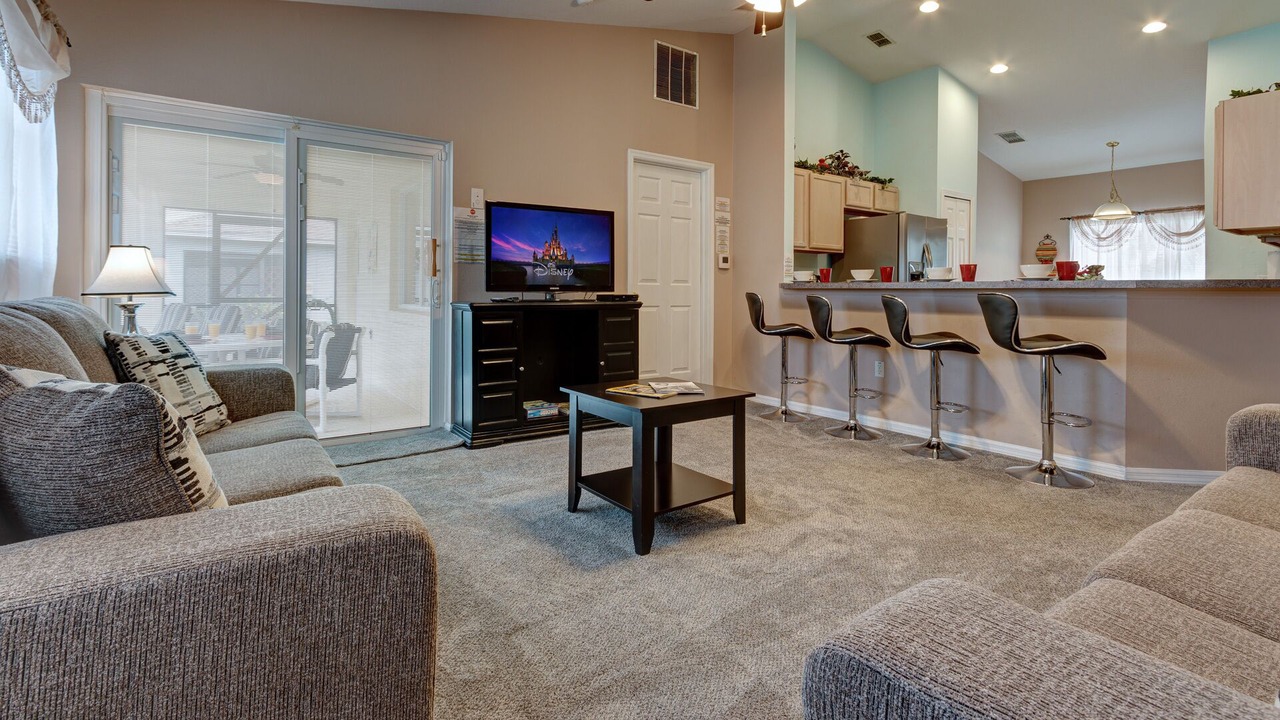 Photo of Livingroom in Hillcrest Estates