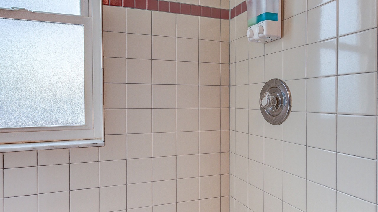 Photo of Bathroom in Boardwalk