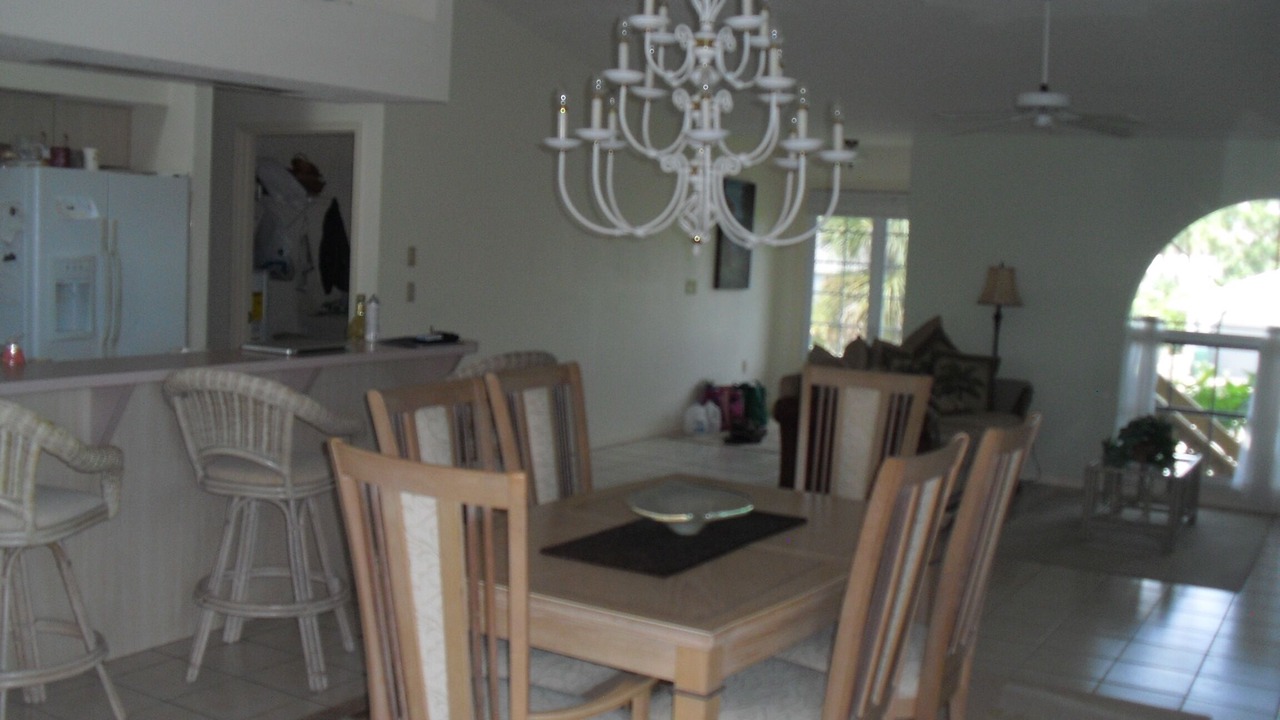 Photo of Livingroom in Bay Harbor Estates