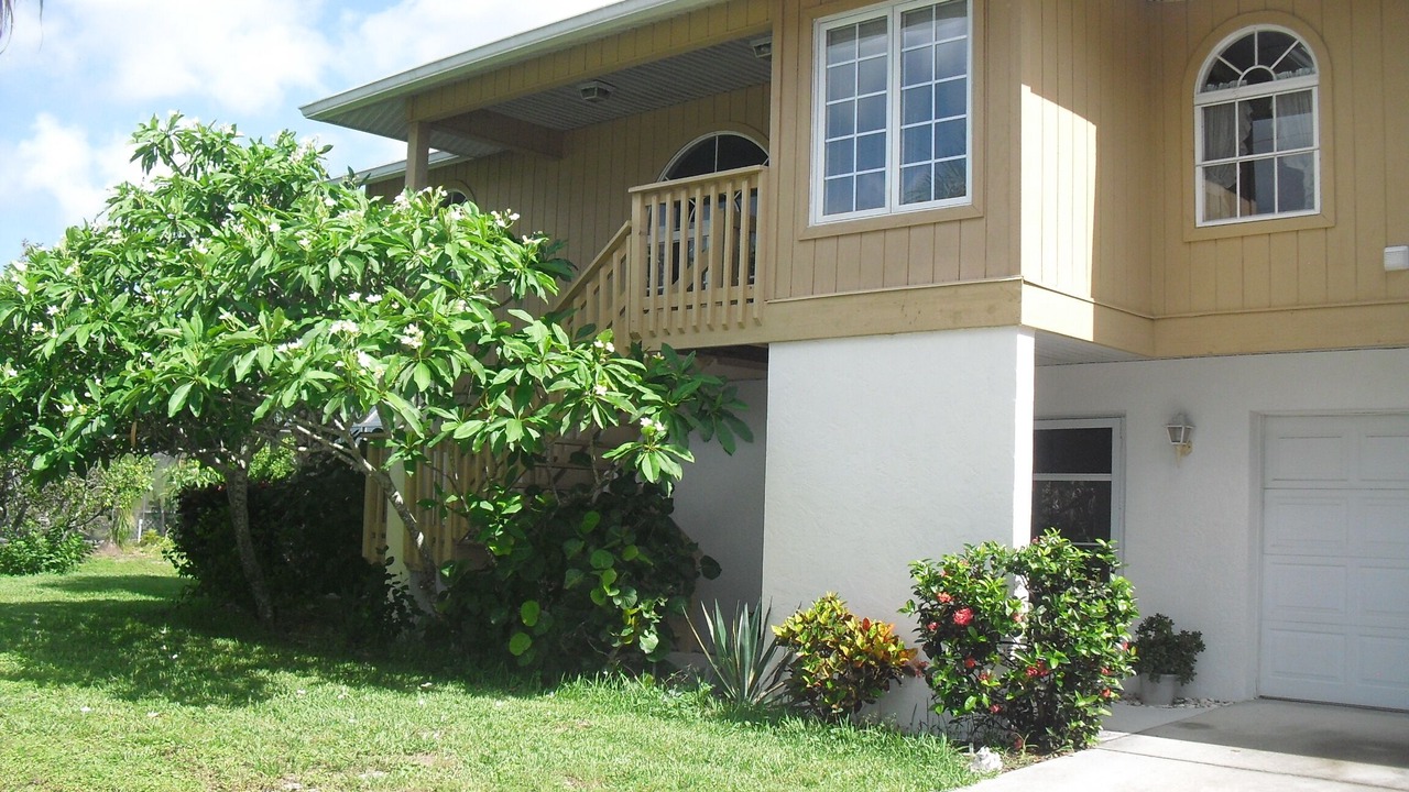 Photo of Outdoor in Bay Harbor Estates
