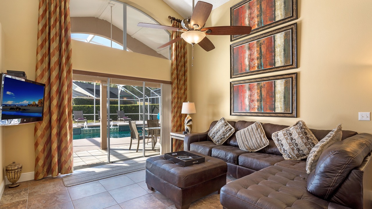 Photo of Livingroom in Haines City