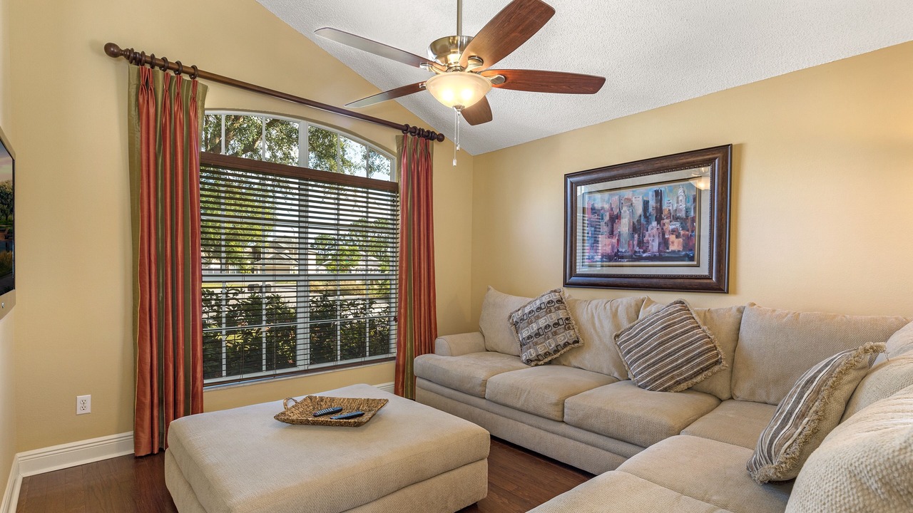 Photo of Livingroom in Haines City