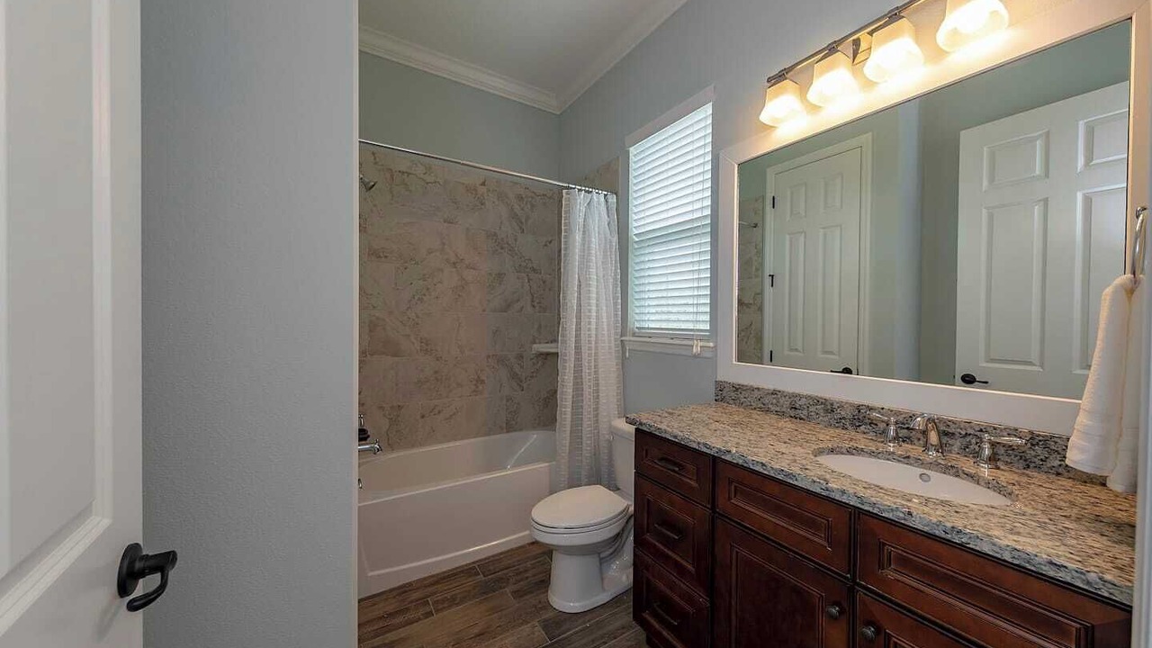Photo of Bathroom in Oviedo