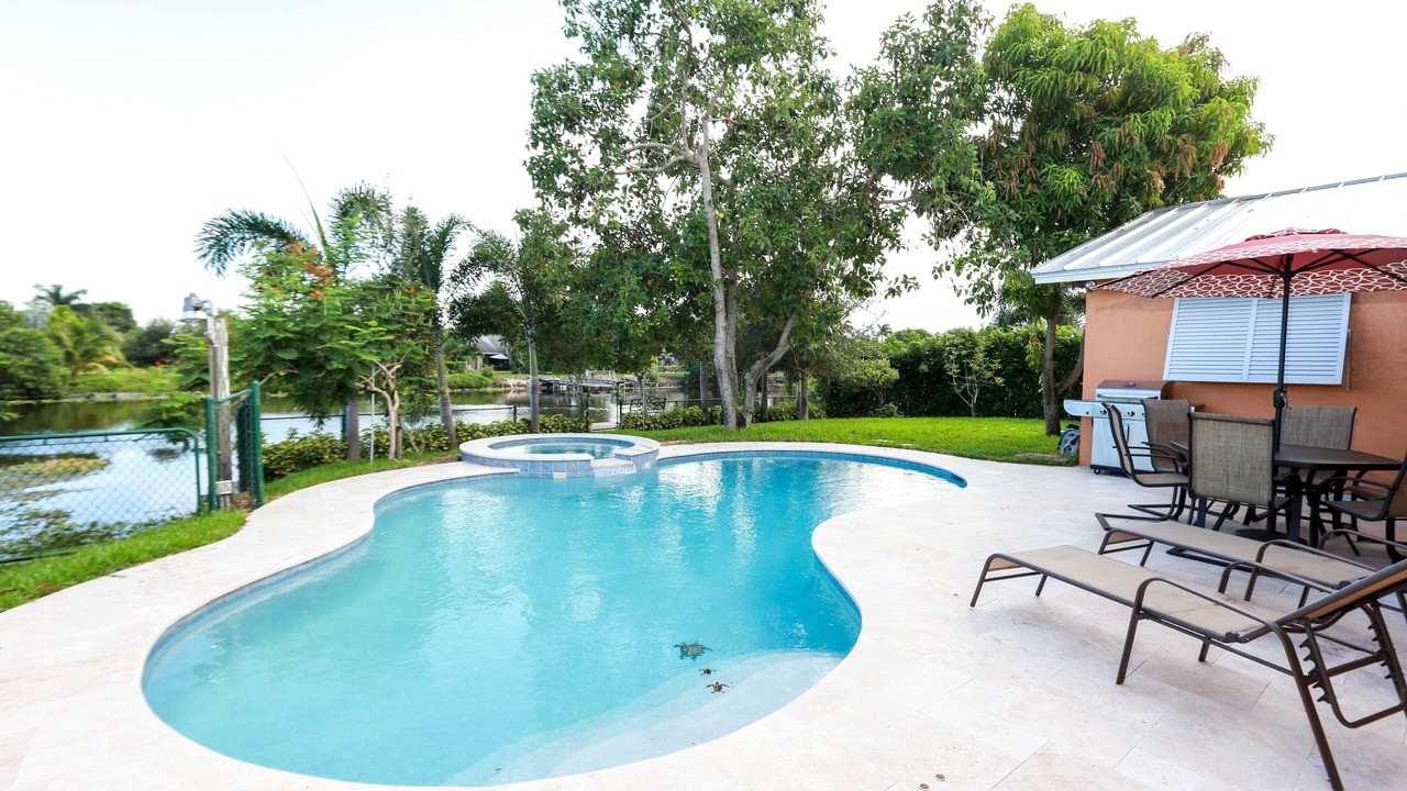 Photo of Outdoor in Tropic Palms