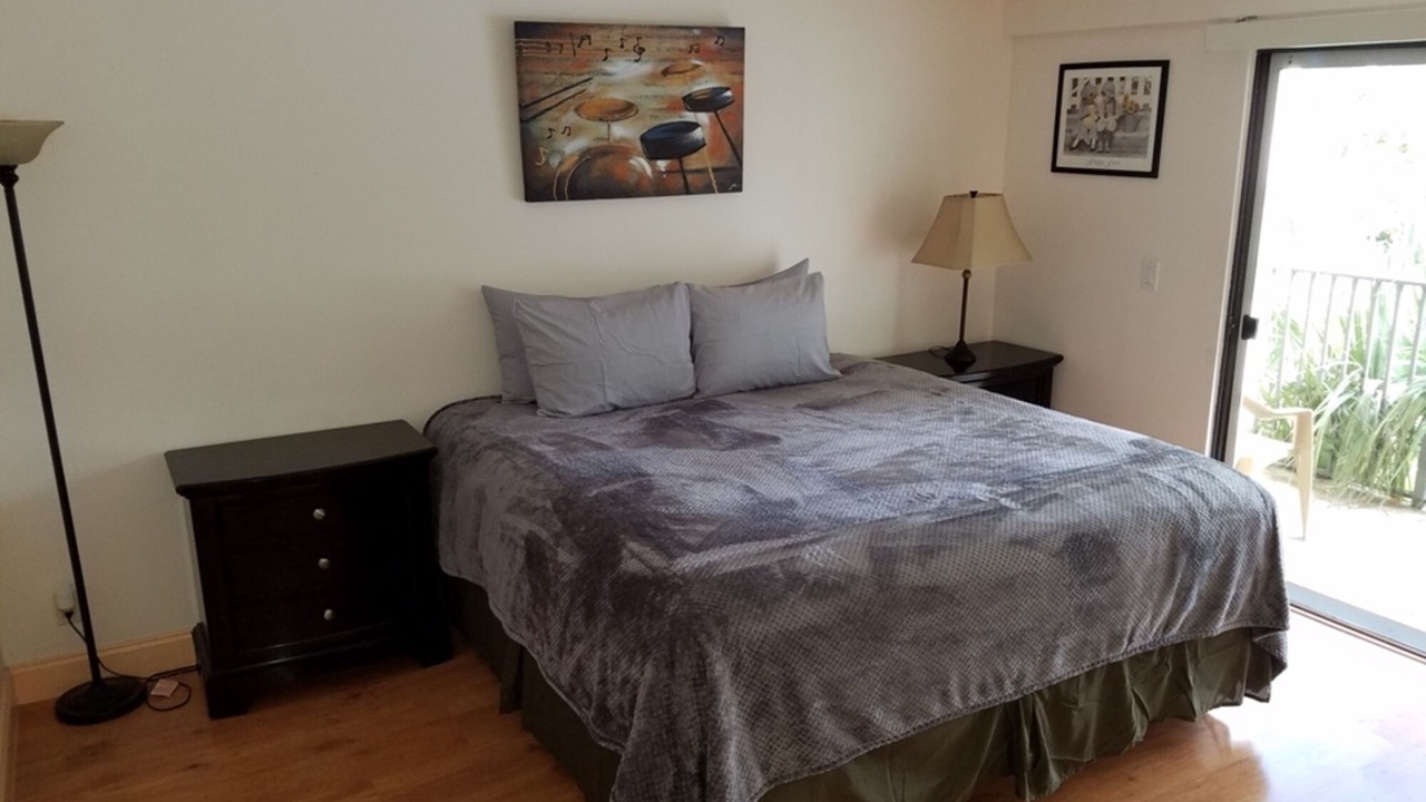Photo of Bedroom in Deerfield Beach