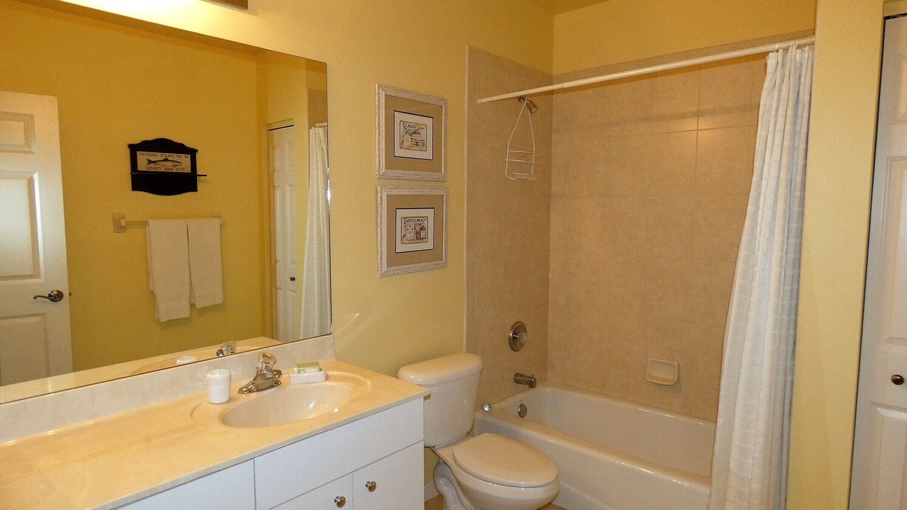 Photo of Bathroom in Goodland