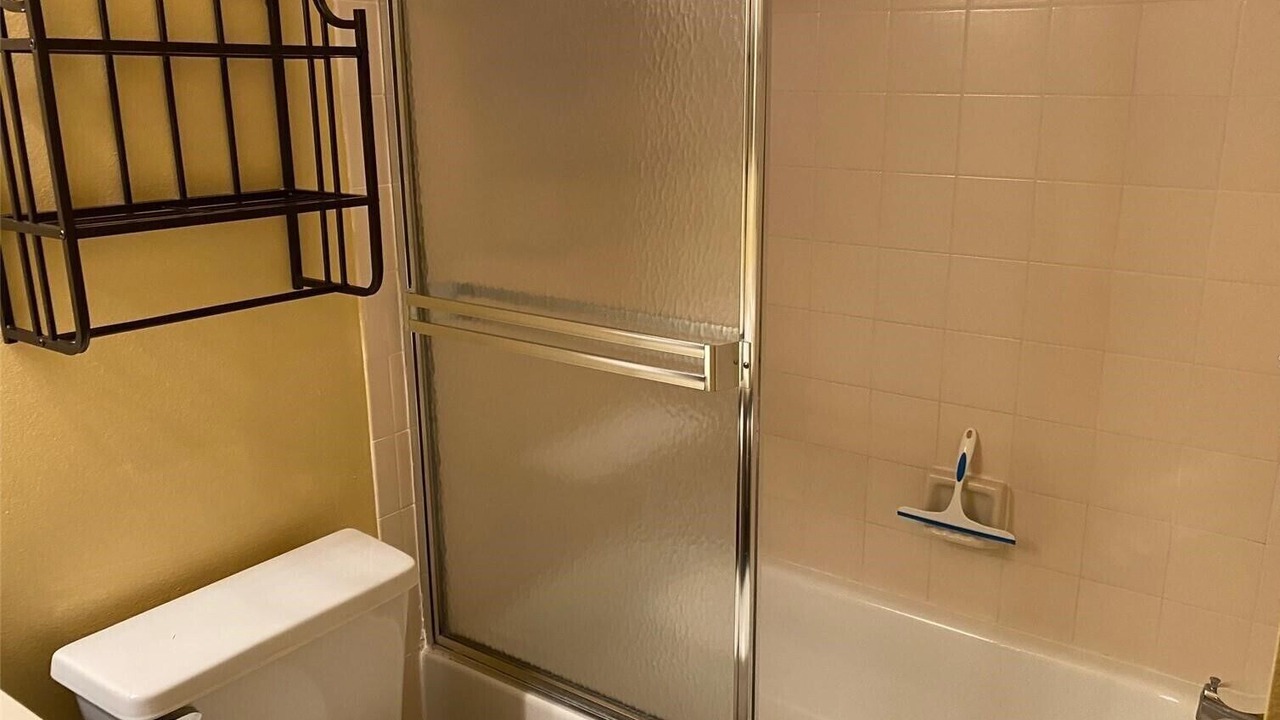 Photo of Bathroom in Redington Shores