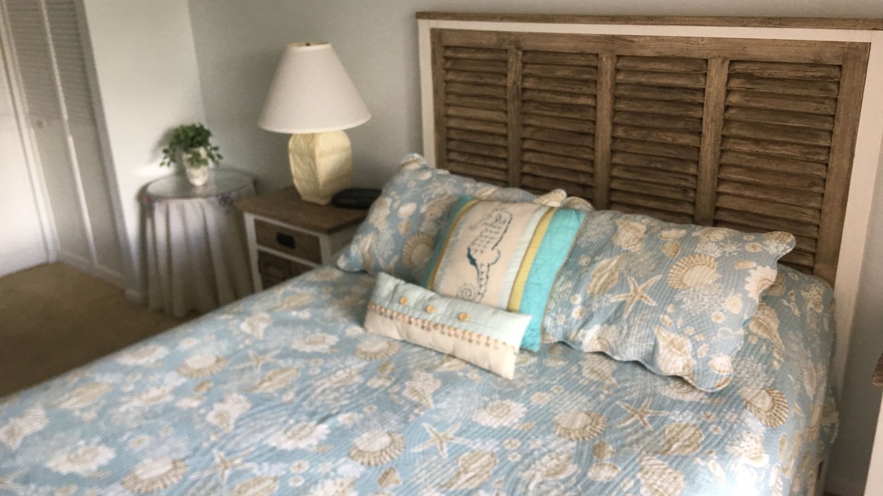 Photo of Bedroom in Jupiter Bay