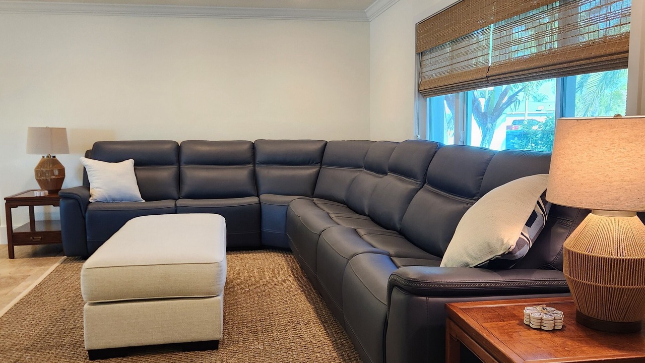 Photo of Livingroom in Gulf Harbors