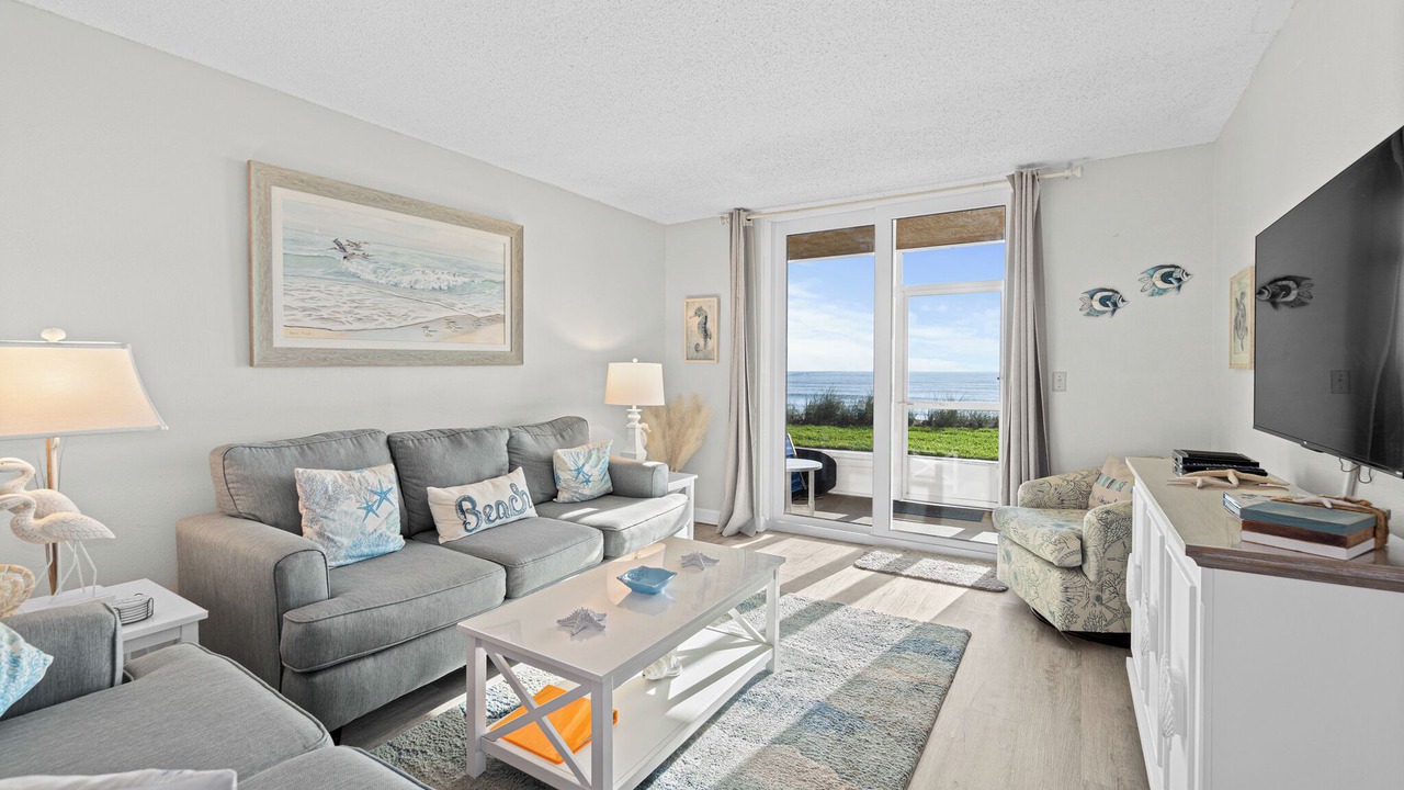 Photo of Livingroom in Indian Harbour Beach