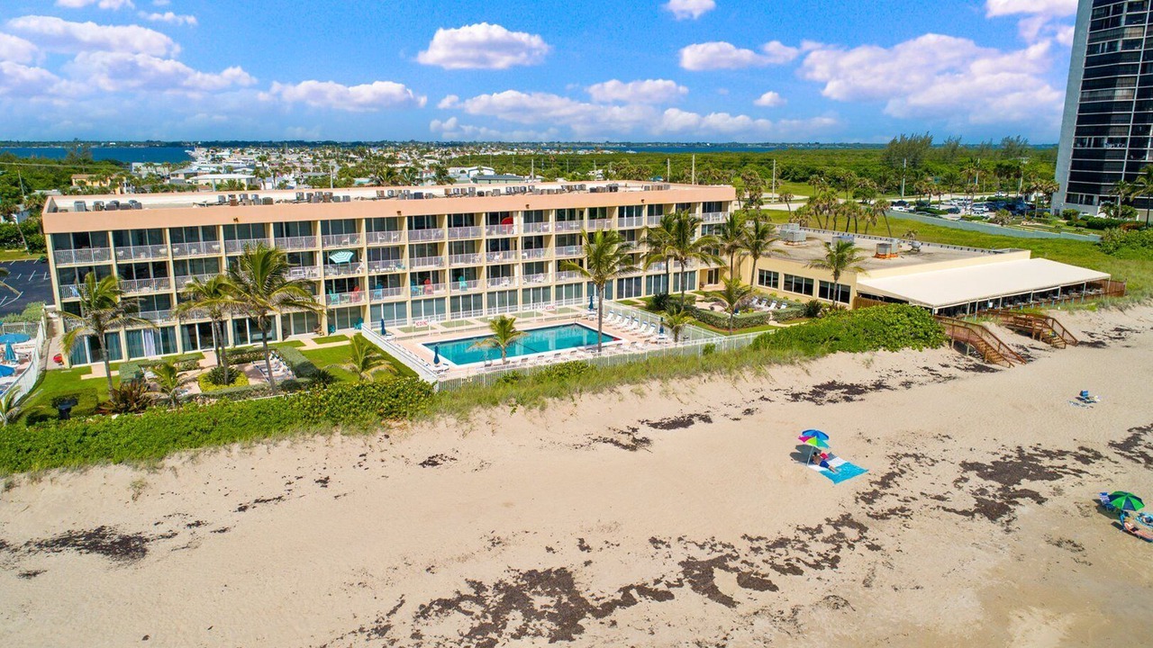 Photo of Outdoor in Hutchinson Island South