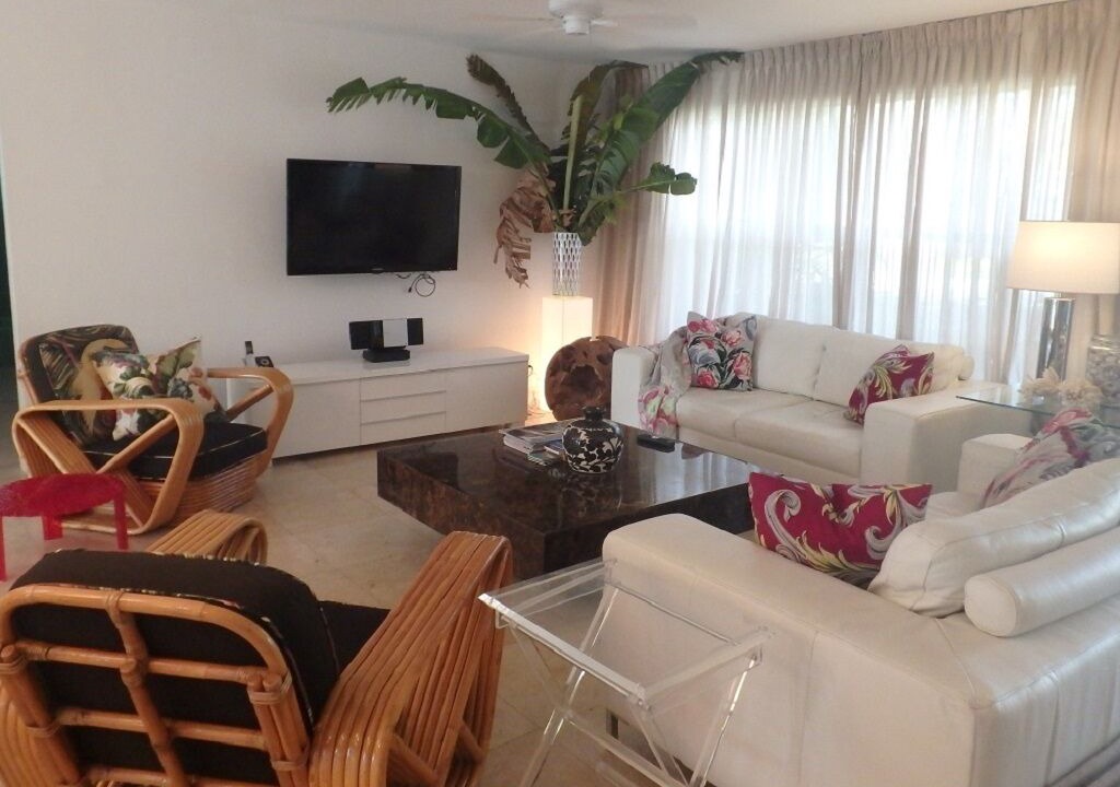 Photo of Livingroom in North Corals