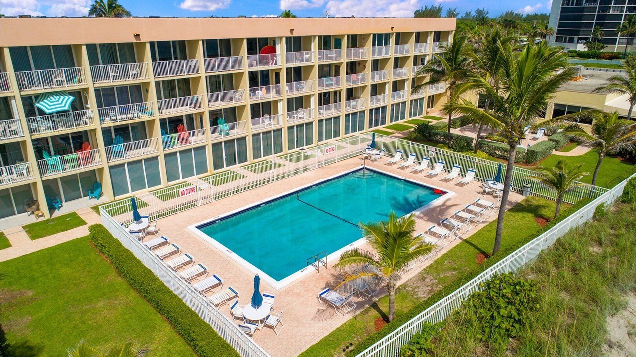 Photo of Outdoor in Hutchinson Island South