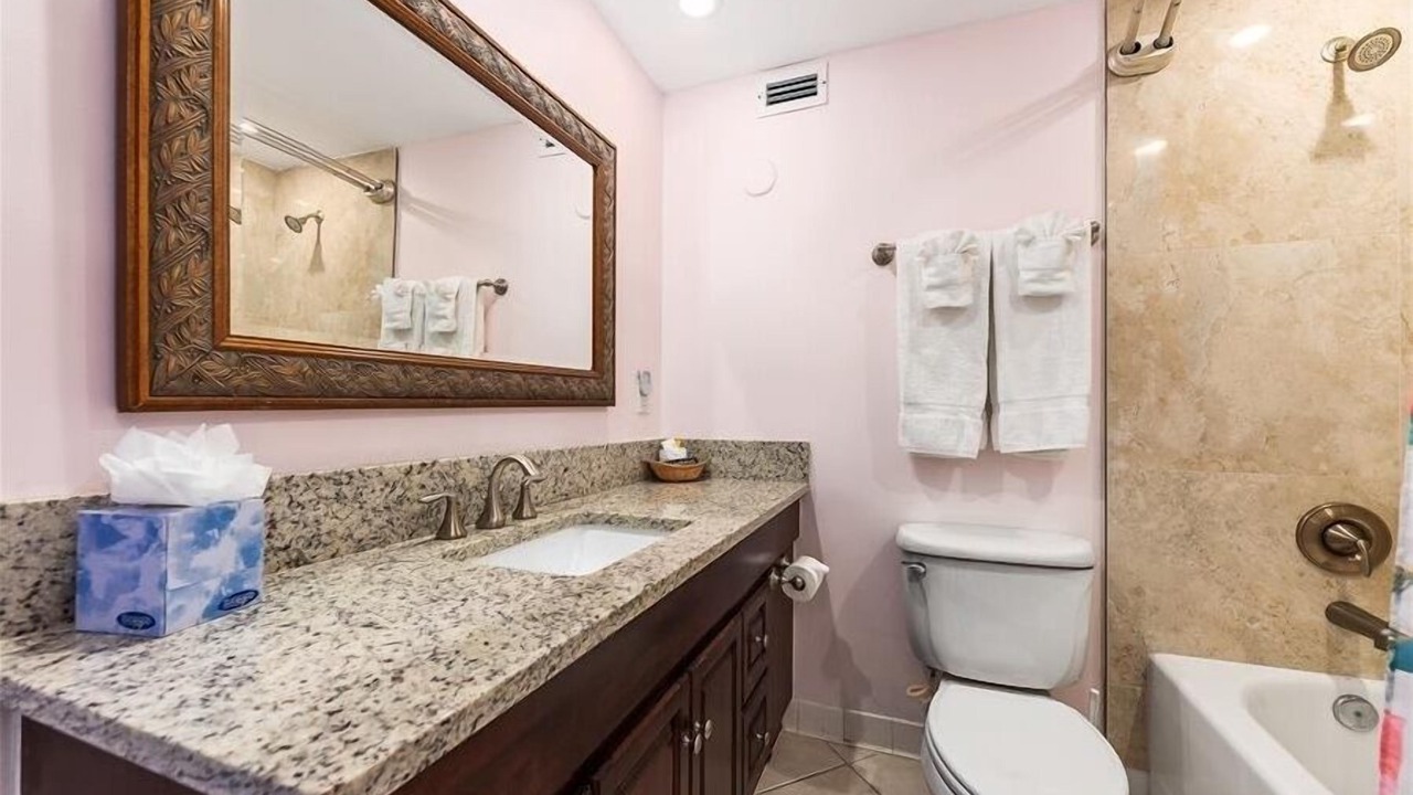 Photo of Bathroom in Hutchinson Island South