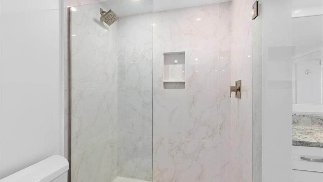 Photo of Bathroom in Hutchinson Island South