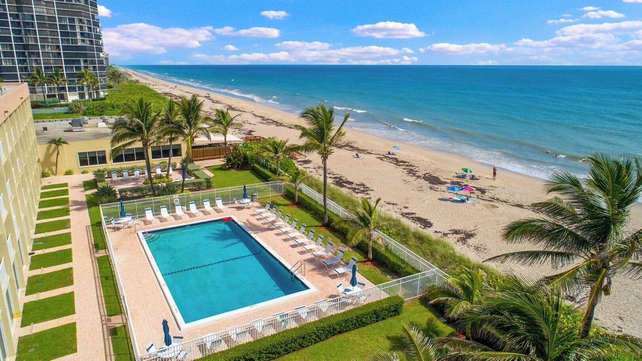 Photo of Outdoor in Hutchinson Island South