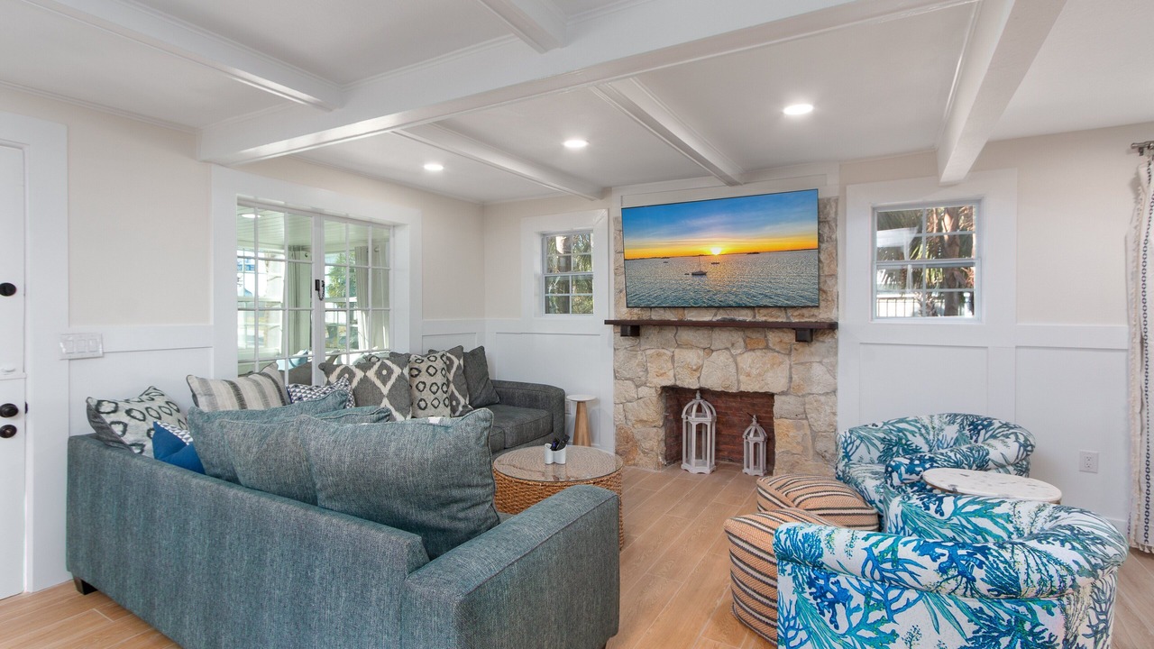 Photo of Livingroom in Bay Esplanade