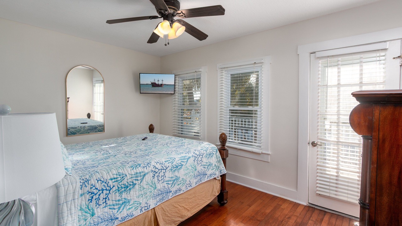 Photo of Bedroom in Bay Esplanade
