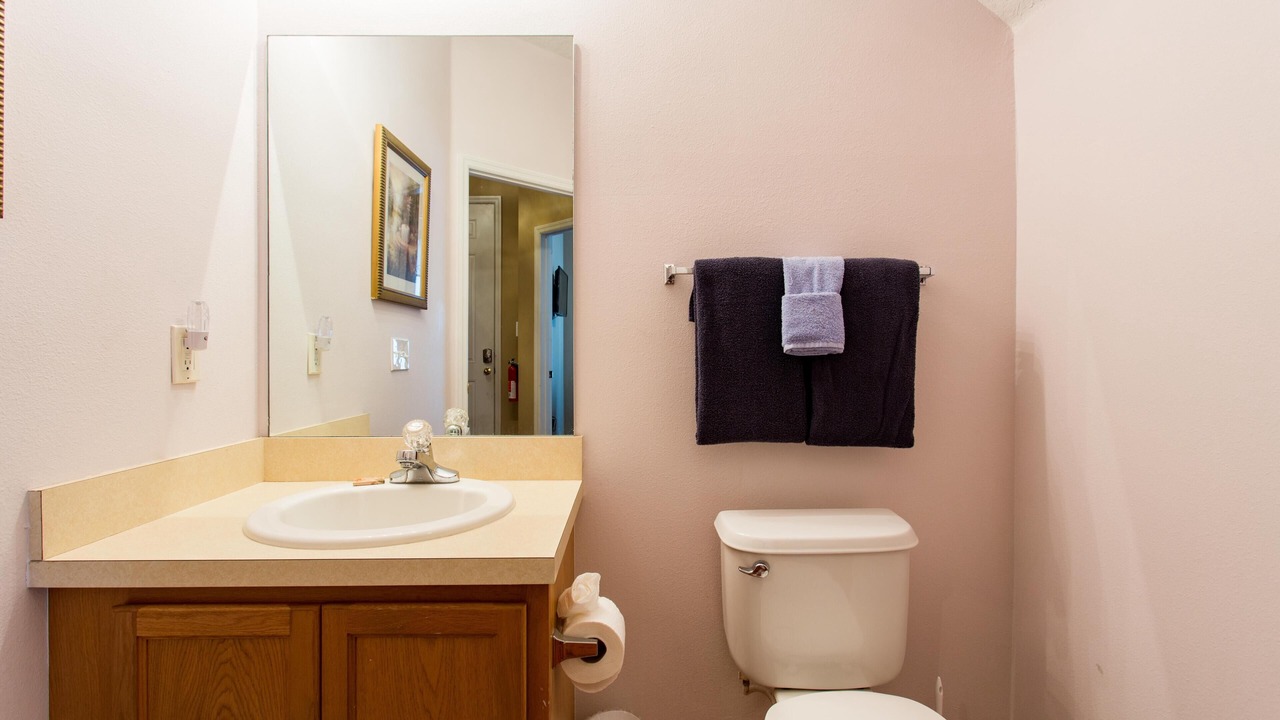 Photo of Bathroom in Crestwynd Bay